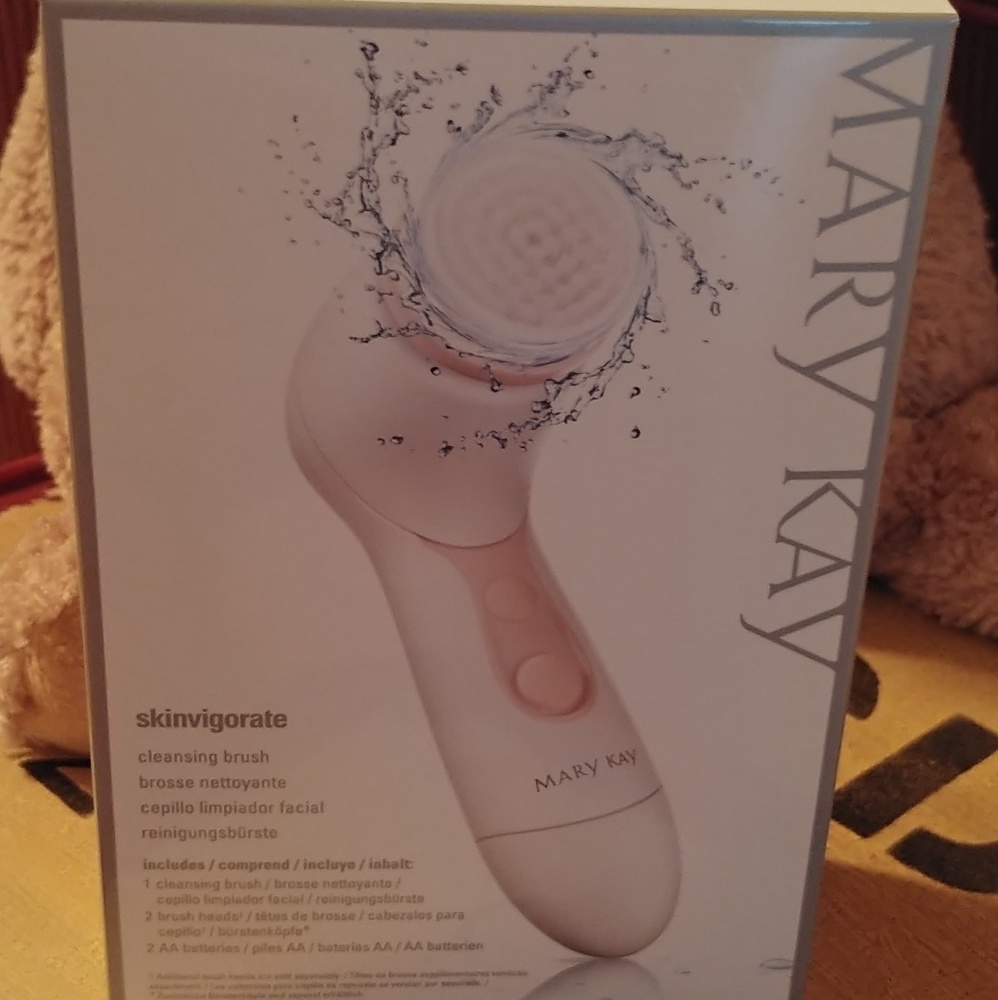 Mary Kay Skinvigorate Brush